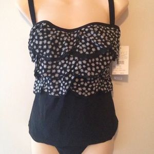 Women's tankini swimsuit